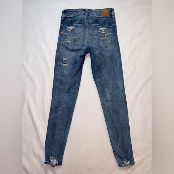 American Eagle Size 0 Short Medium Wash Distressed Mid Rise Stretch Jeans - Picture 8 of 9